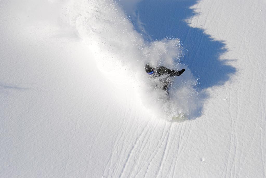 Annupuri Oasis Lodge Niseko Bagian luar foto
